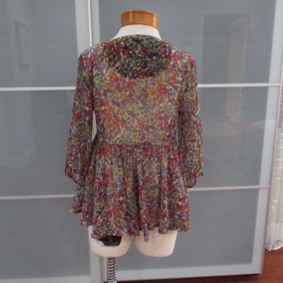 Rapsodia 3/4 Sleeve Sheer Peasant Top - Picture 3 of 5